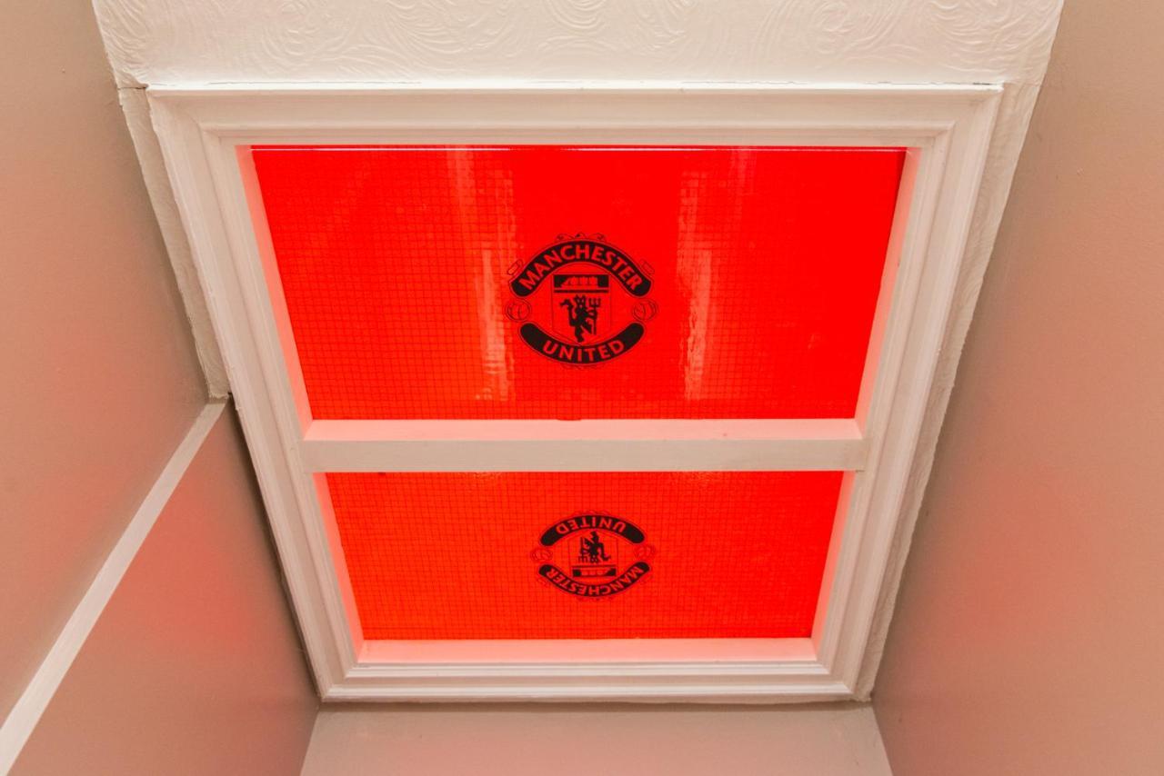 Old Trafford Stadium Hotel Салфорд Екстериор снимка
